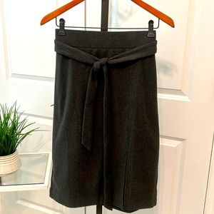 Knee length heavy skirt